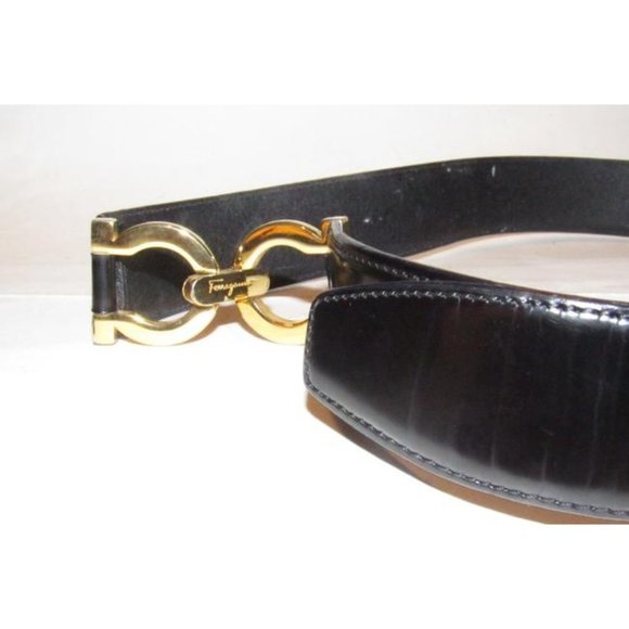 Salvatore Ferragamo Black Leather and Gold Gancini main image 8